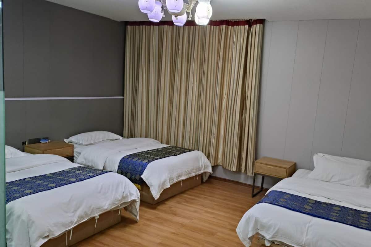 Habitación triple económica | Wifi gratis