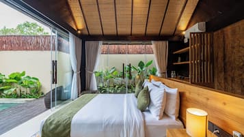 1 bedroom, in-room safe, desk, laptop workspace