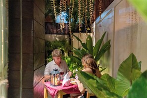Couples’ dining - Villa Bolon (Kuta)