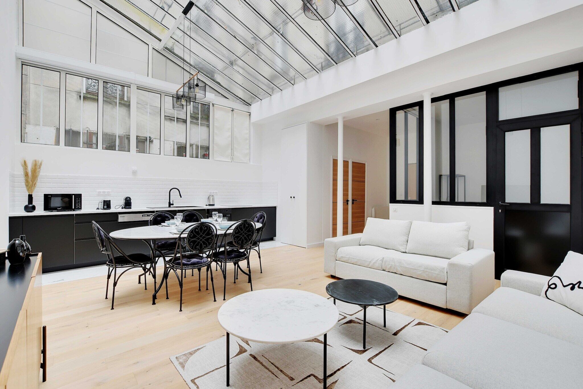 智能電視、 辦公室