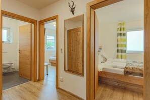 5 bedrooms, free WiFi