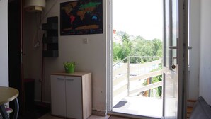 Leilighet (One Bedroom Apartment with Balcony 3) | 3 soverom og barnesenger