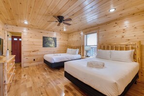 3 bedrooms, iron/ironing board, travel cot, free WiFi