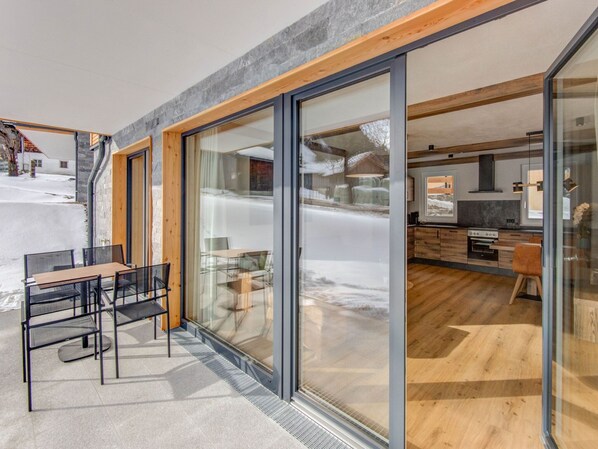 Outdoor dining - Golden Lodges Rauris Resort with parking (Rauris)