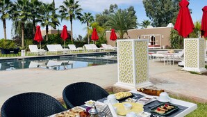 Free daily continental breakfast  - Le Domaine Du Douar (Marrakech)