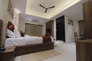 1 bedroom, free WiFi - Hotel Vista Suites (Tezpur)