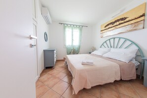 Villa, vue mer | 2 chambres, literie hypoallergénique, rideaux occultants