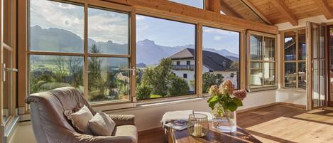 تلفزيون ذكي