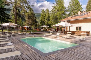 Seasonal outdoor pool - Club del Sole Val di Fiemme  (Bellamonte)