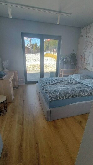 Villa, 4 habitaciones, fumadores, piscina privada | 5 dormitorios y sistema de insonorización