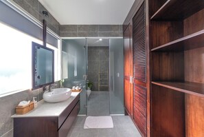 Deluxe Bungalow, Pool View | Bathroom | Shower, free toiletries, hair dryer, bathrobes - Coco Cottage Beachfront Resort (Phan Thiet)