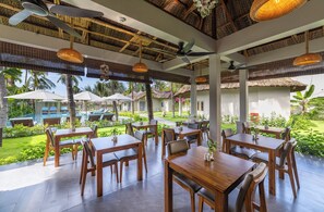 Restaurant - Coco Cottage Beachfront Resort (Phan Thiet)