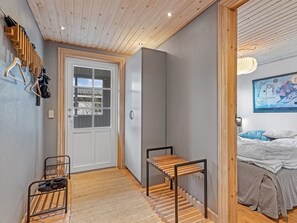 3 bedrooms, internet