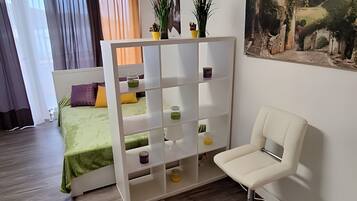 1 bedroom, iron/ironing board, free WiFi, bed sheets