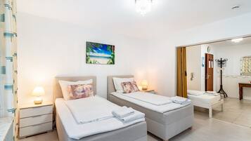 2 bedrooms, free WiFi, bed sheets