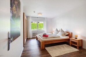 1 bedroom, free WiFi, bed sheets