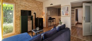 Televisión, chimenea