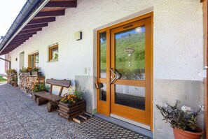 Exterior detail - Haus Kehrwieder Studio with Panoramic View, Hochschwarzwald Card, Wi-Fi (Todtnau)