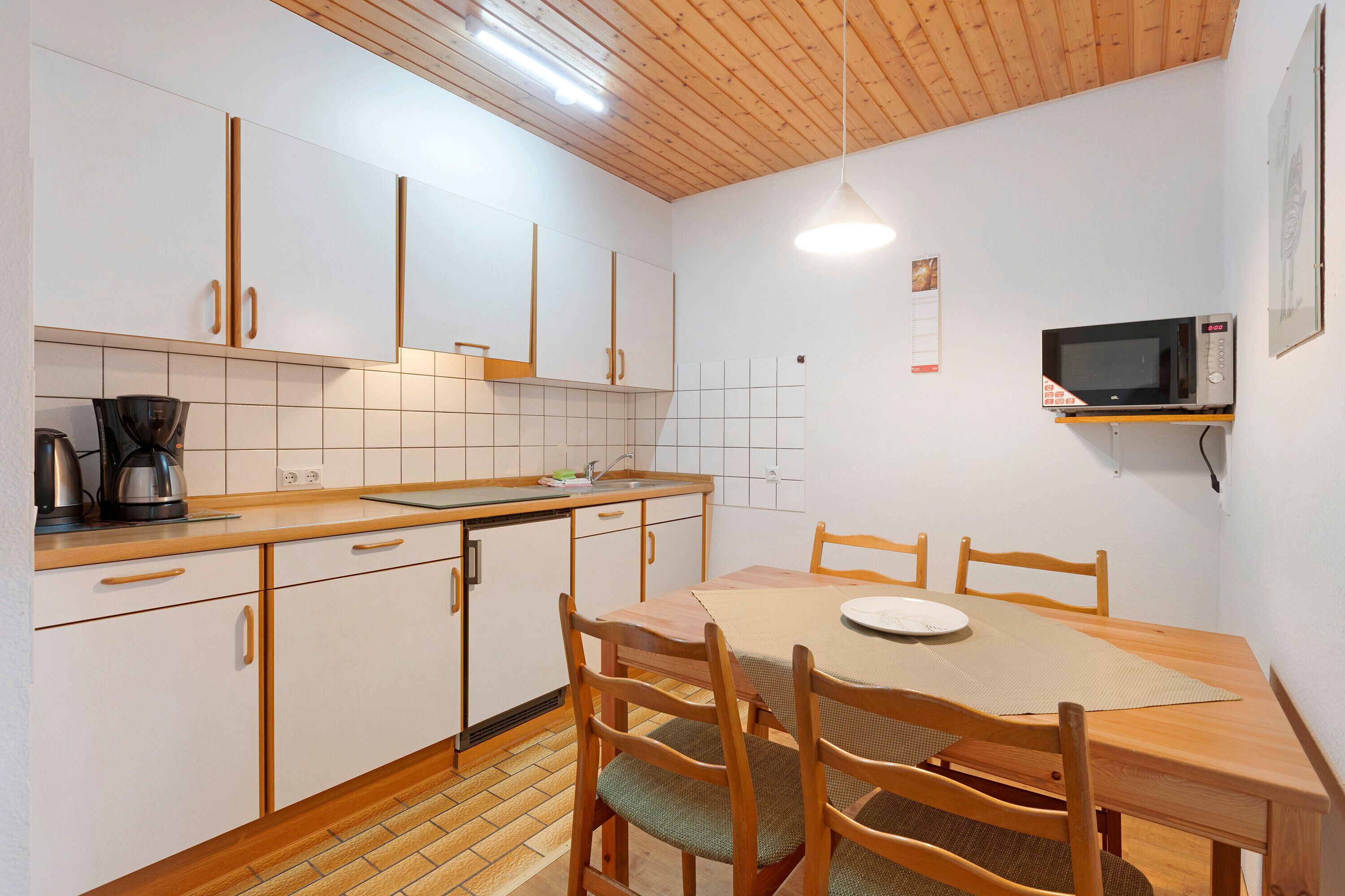 冷蔵庫、電子レンジ、コンロ、食器洗い機