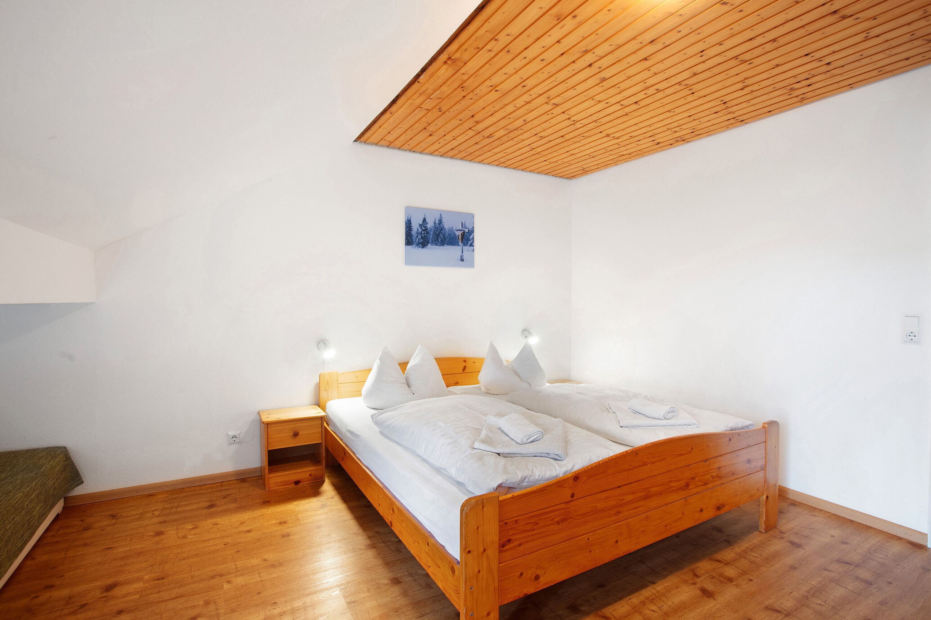 2 habitaciones, tabla de planchar con plancha y wifi gratis 