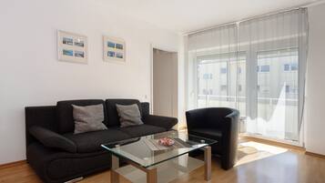 TV, lettore DVD, impianto stereo