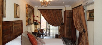 บัมเบเลลา ลอดจ์