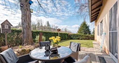 Ferienwohnung '2' mit Privatterrasse und Wi-Fi
