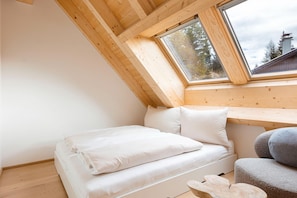 Bedroom - Romantic Alpine Chalet for Two (Lachtal)