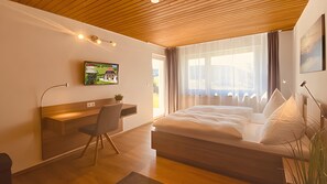 1 quarto, Wi-Fi de cortesia, roupa de cama