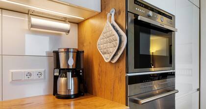 Apartment 'Frölich' with Private Terrace, Garden and Wi-Fi