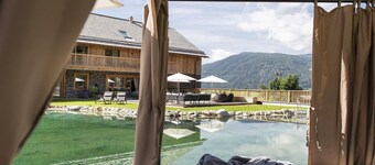 Joli chalet à Wölting avec étang de baignade naturel