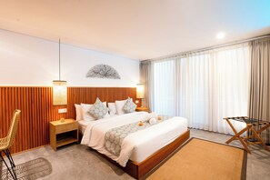 Villa – exclusive, 3 soverom, privat basseng | 3 soverom, safe på rommet, skrivebord og skrivebord for bærbar PC