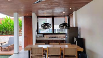 Vila Eksklusif, 3 kamar tidur, kolam renang pribadi | Area keluarga | TV layar datar