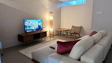 Vila Eksklusif, 3 kamar tidur, kolam renang pribadi | Area keluarga | TV layar datar