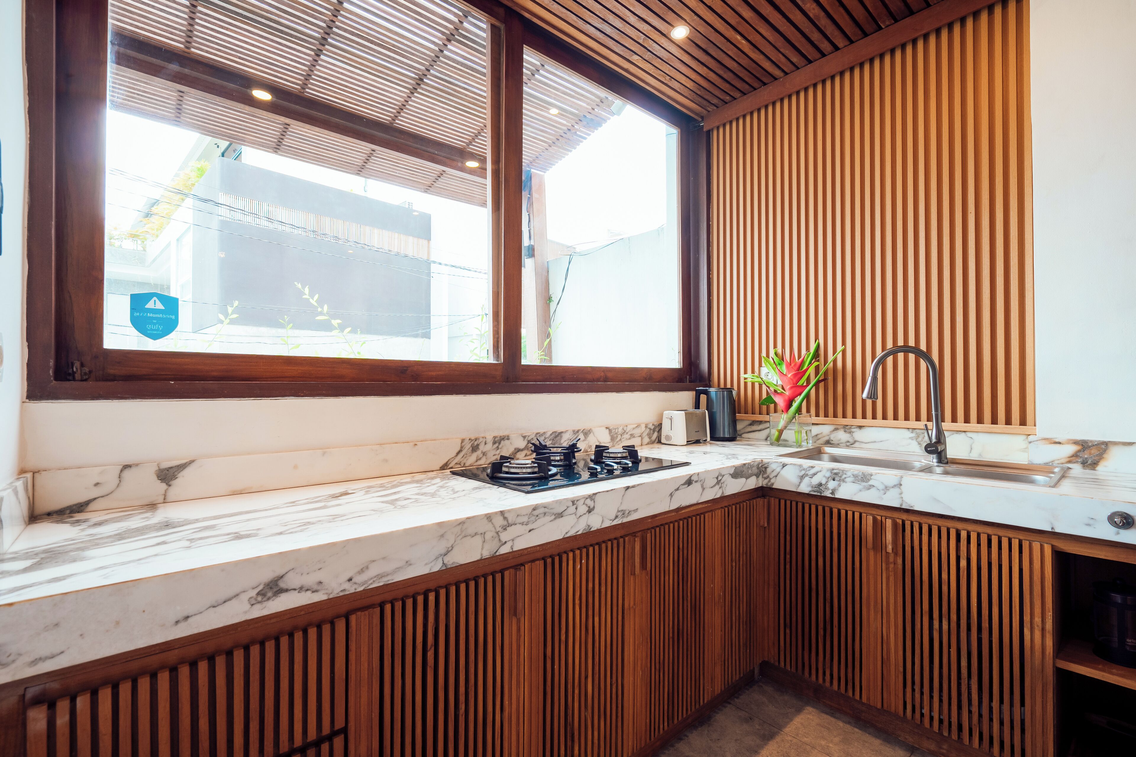 Villa exclusiva, 3 habitaciones, piscina privada | Cocina privada | Frigorífico grande, microondas, placa de cocina y hervidor eléctrico