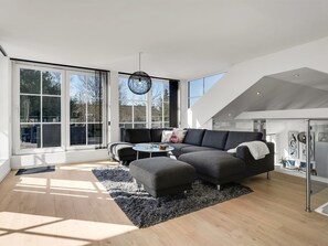 TV - "Judit" - 10m from the sea by Interhome (Væggerløse)