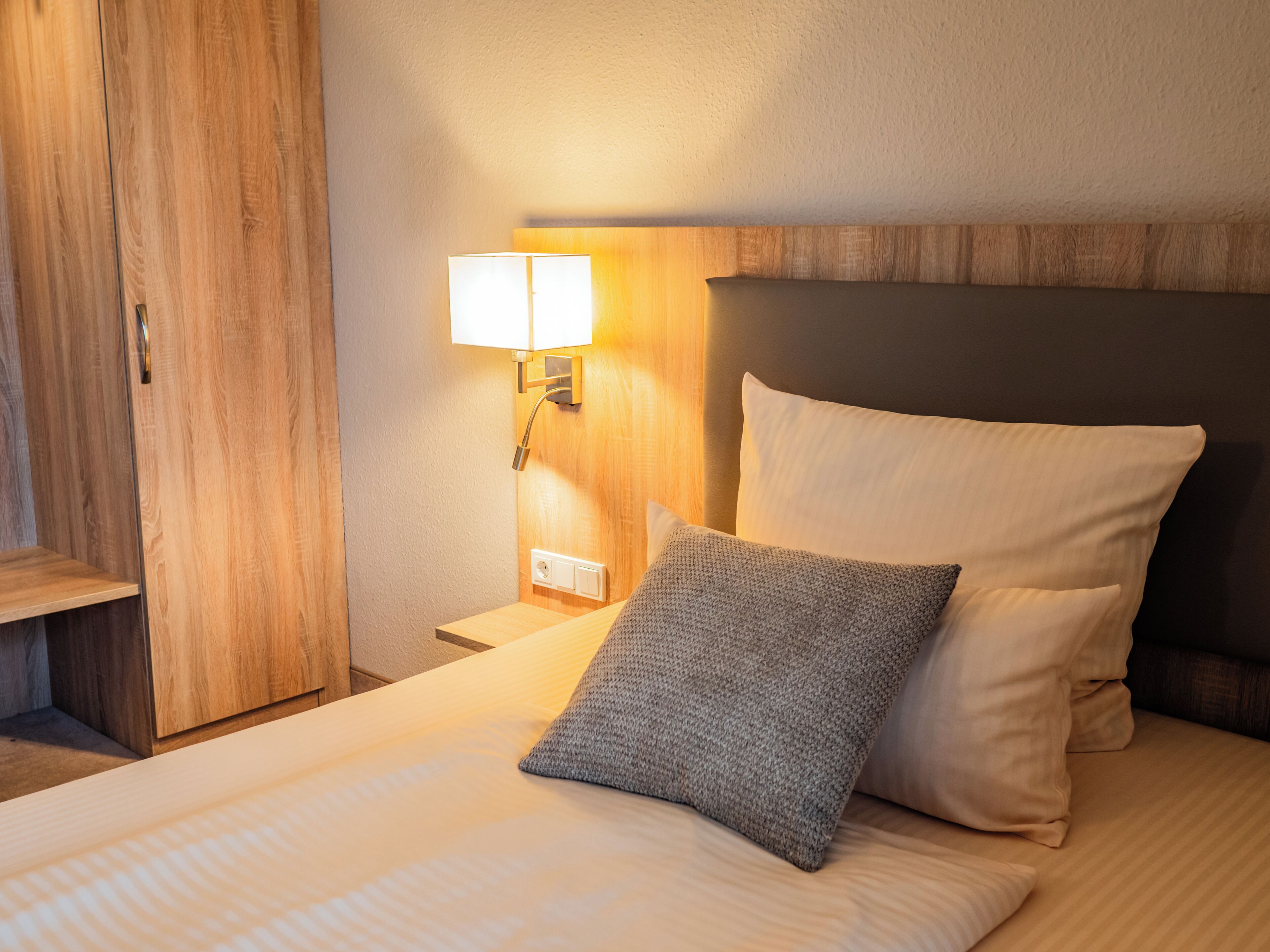 Doppelzimmer | Allergikerbettwaren, Zimmersafe, Schreibtisch