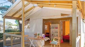 Classic Tent, 2 Bedrooms
