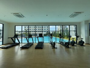 Fitness facility - Walking distance to the University of Cyberjaya. Family-sized condo for 4Pax! (Cyberjaya)