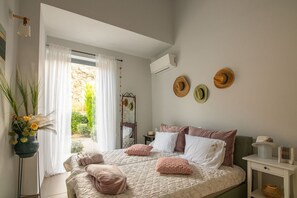Villa | 2 bedrooms, desk, soundproofing