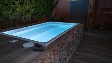 Villa | 2 bedrooms, desk, soundproofing