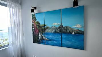 Villa | 2 bedrooms, desk, soundproofing