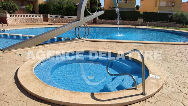 Pool - Private villa with barbecue, 3 bedrooms, 2 bathrooms, common swimming pool with jacuzzi (Peníscola/Peñíscola)
