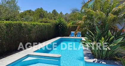 Villas con piscina y Jacuzzi privado, 2 dormitorios, barbacoa, Wifi