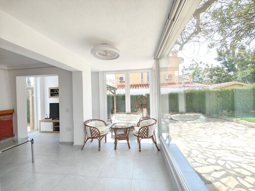 Private villa with swimming pool, 3 bedrooms, Barbecue, WIFI