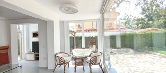 Private villa with swimming pool, 3 bedrooms, Barbecue, WIFI