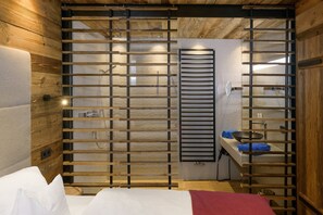 3 camere, culla da viaggio, Wi-Fi gratuito