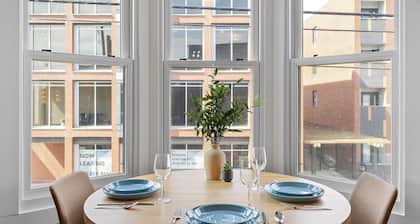 Steps Away From Mass Ave in Heart of Indy with Balcony