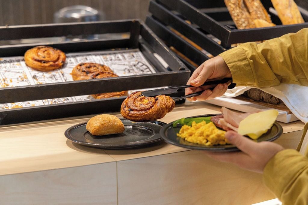 Desayuno buffet todos los días (con cargo)