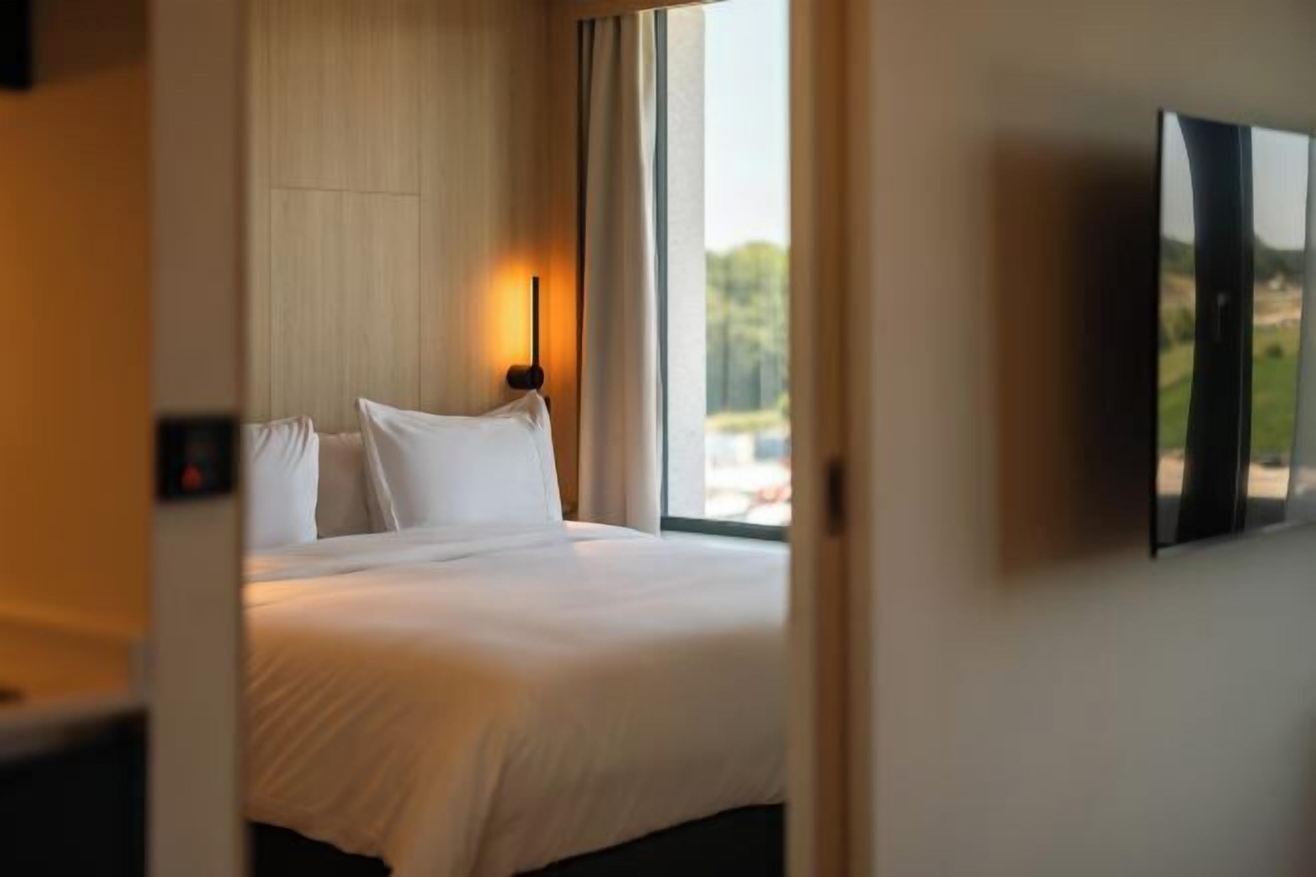 In-room safe, desk, laptop workspace, iron/ironing board